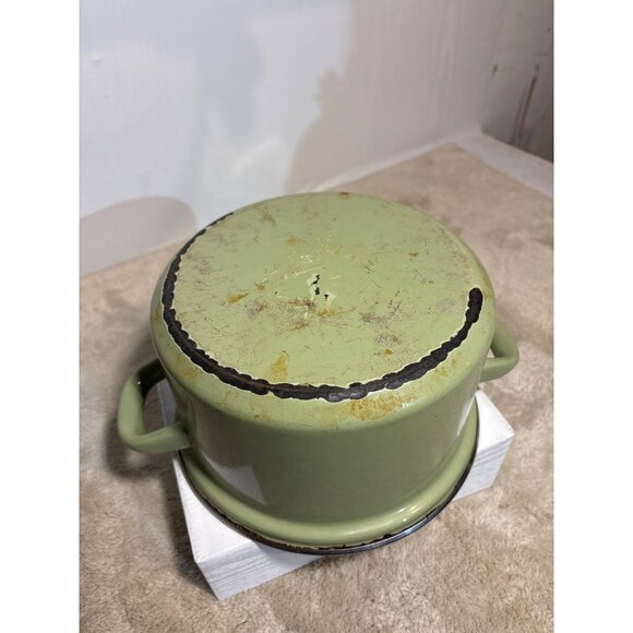 Vintage Avocado Green Enamelware Cooking Pot With Lid 9" Diameter - Picture 7 of 9